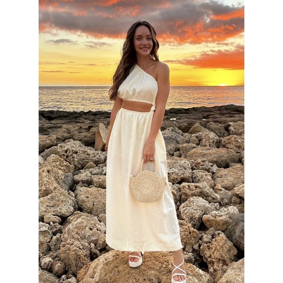 Farm Rio Off White One Shoulder Maxi Dress M Cutout Linen Blend Clean Chic New - Picture 6 of 10